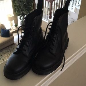 brand new Dr. Martens boots!! size 8